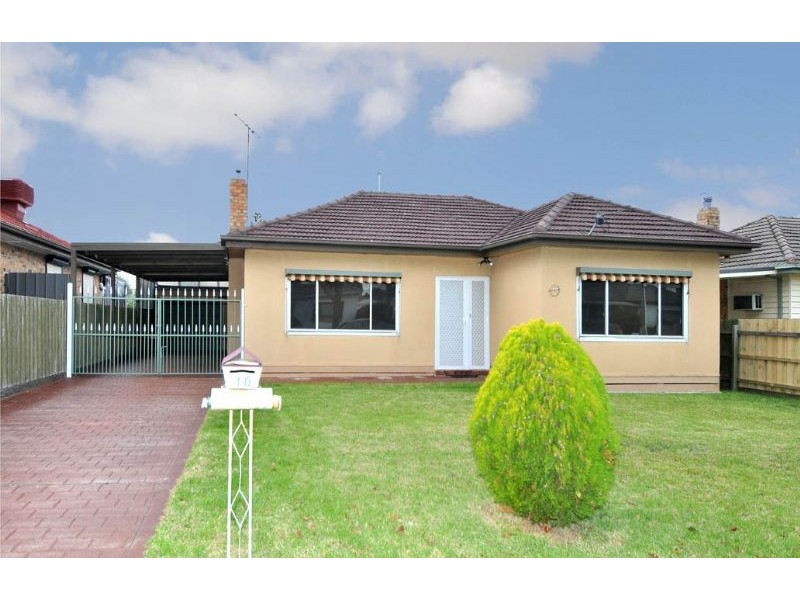10 Lawrence Street, Hadfield VIC 3046