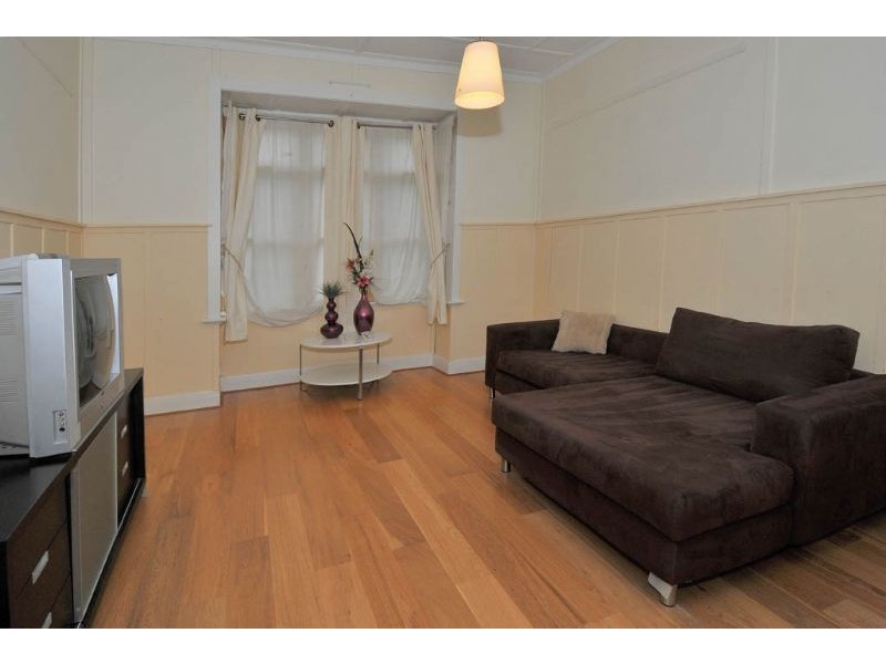 15 Avoca Crescent, Pascoe Vale VIC 3044