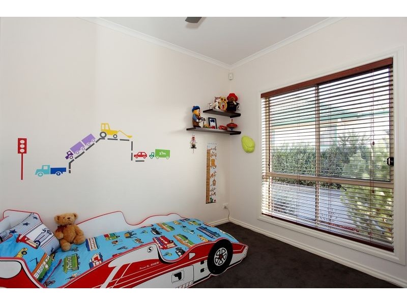 2/46 Gladstone Parade, Glenroy VIC 3046