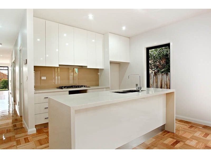 7a Ridge Road, Oak Park VIC 3046