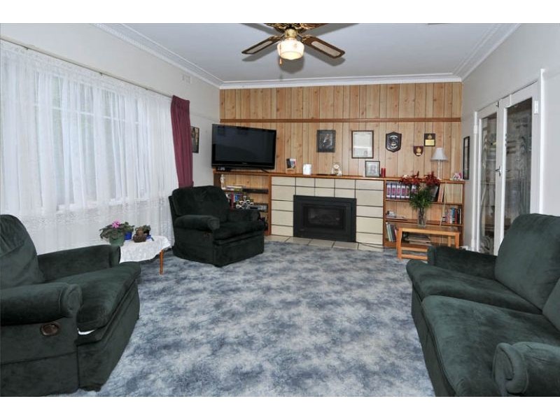 151 Loongana Avenue, Glenroy VIC 3046