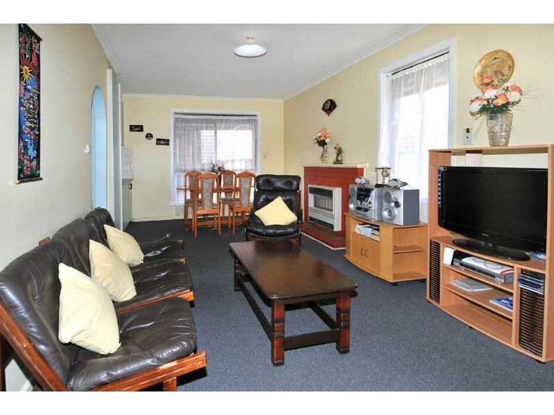 1033 Pascoe Vale Road, Jacana VIC 3047