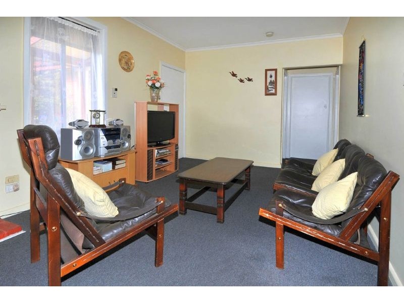 1033 Pascoe Vale Road, Jacana VIC 3047