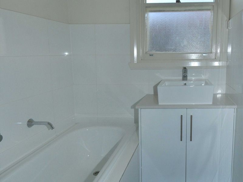 1/4 Howard Court, Glenroy VIC 3046