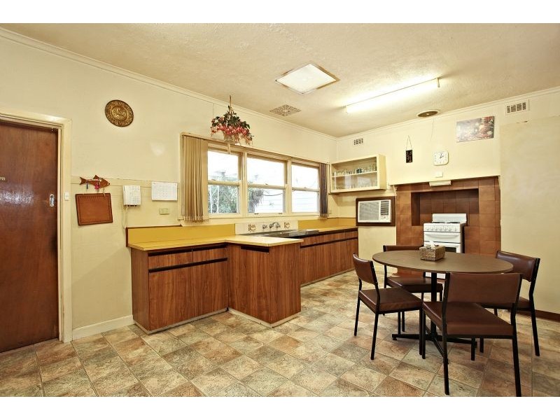 35 Salisbury Street, Glenroy VIC 3046