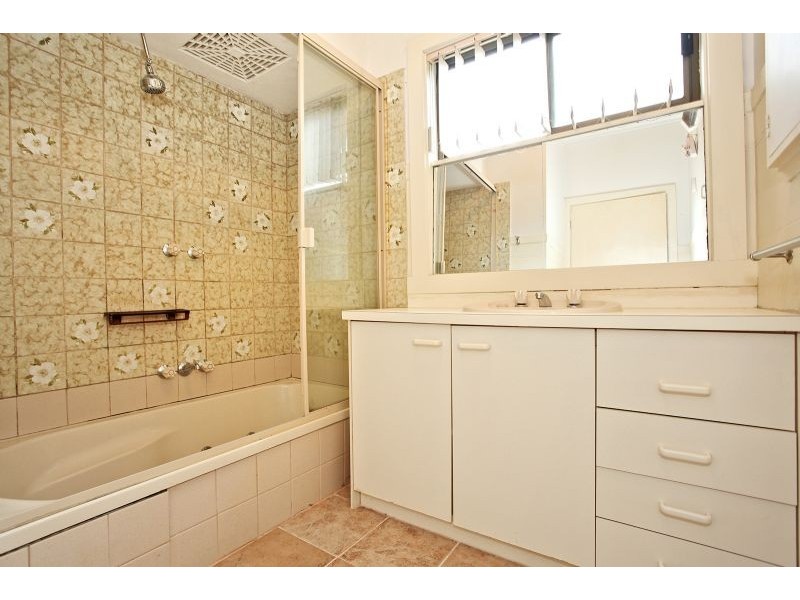 35 Salisbury Street, Glenroy VIC 3046