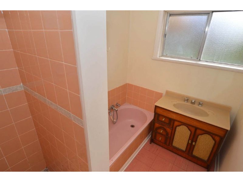 22 Kalang Road, Glenroy VIC 3046