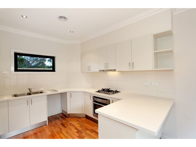 3/13 Sylvester Street, Oak Park VIC 3046
