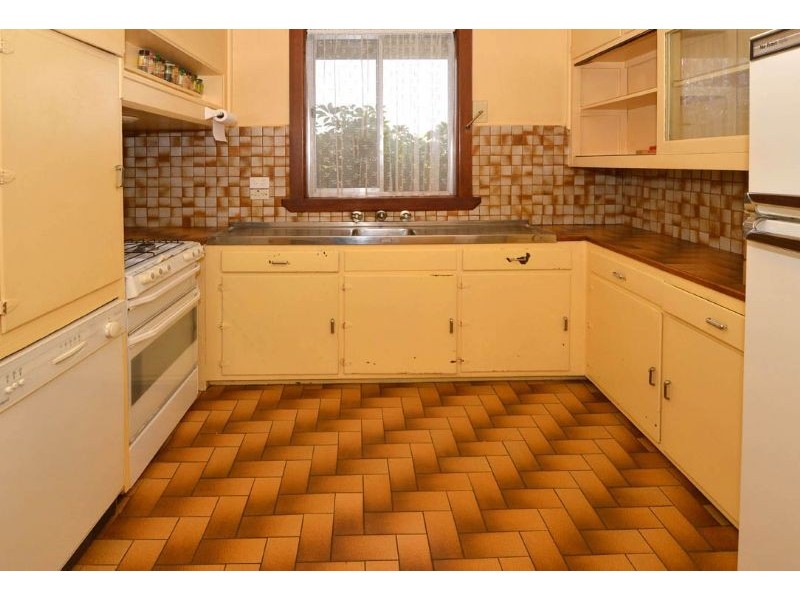 9 Davies Street, Hadfield VIC 3046