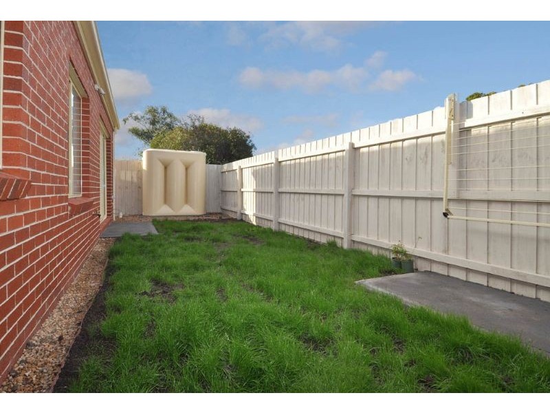 2/88 Widford Street, Glenroy VIC 3046