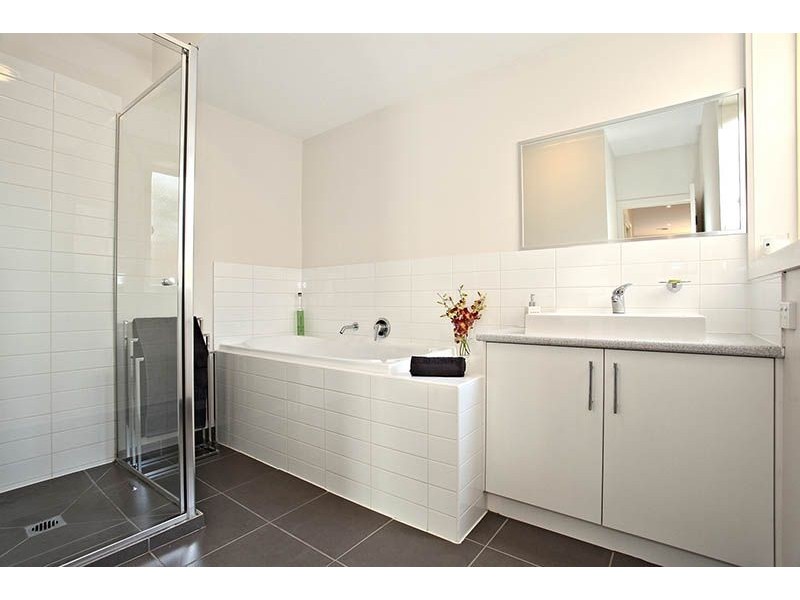 4/27 Harold Street, Glenroy VIC 3046