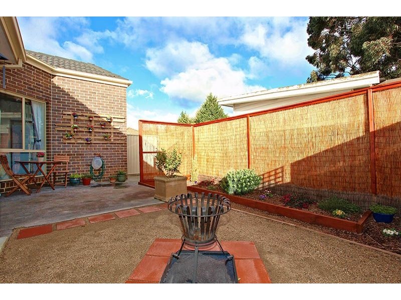 4/27 Harold Street, Glenroy VIC 3046
