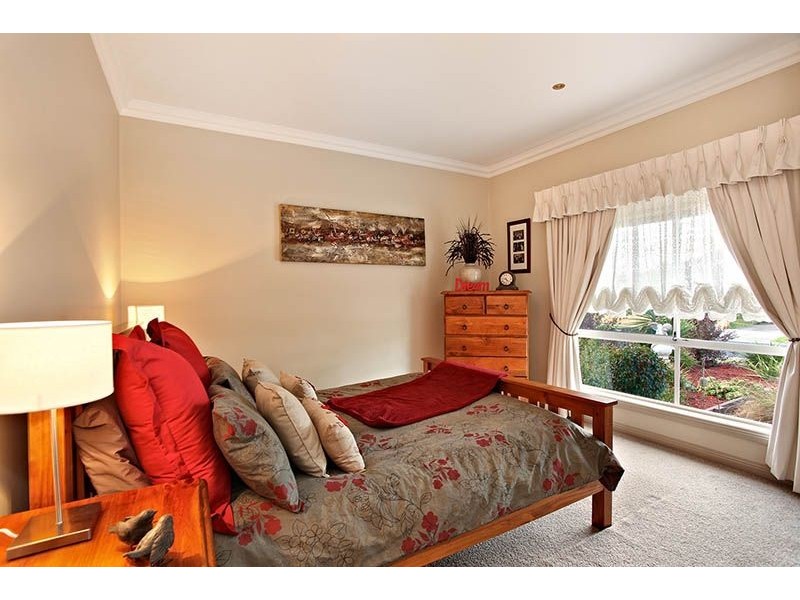 13 David Street, Hadfield VIC 3046