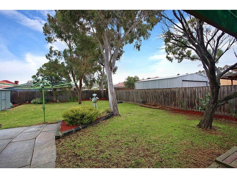 9 Caldwell Street, Glenroy VIC 3046