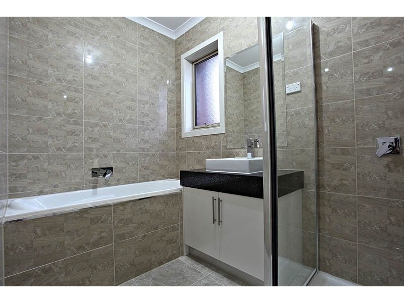 3/50 Leonard Avenue, Glenroy VIC 3046