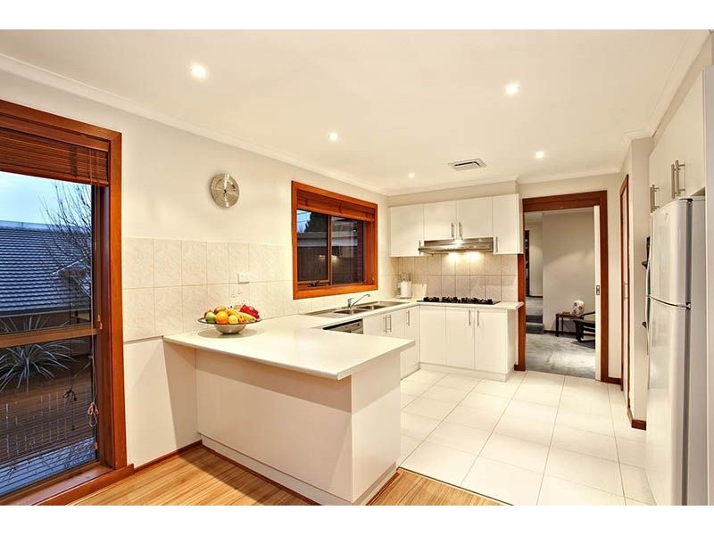 5 Centre Way, Glenroy VIC 3046