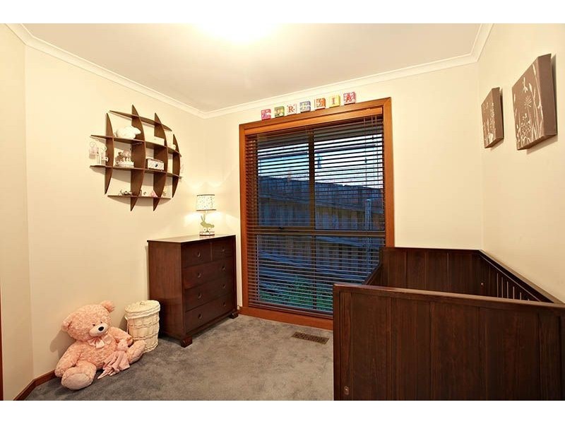 5 Centre Way, Glenroy VIC 3046