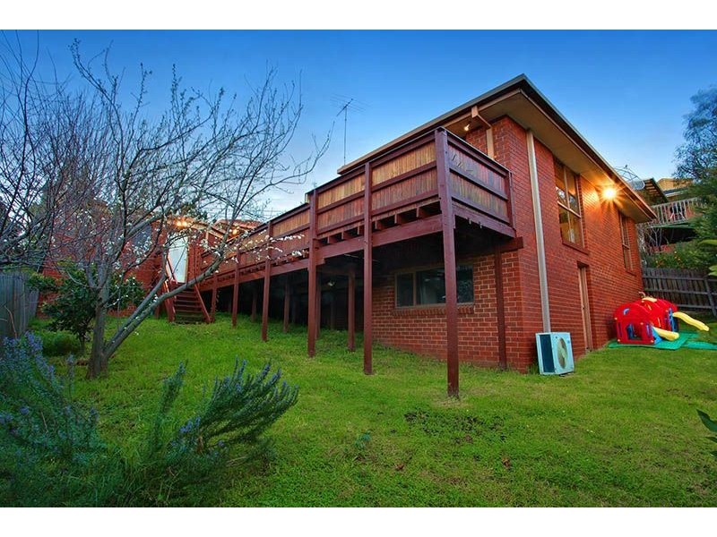 5 Centre Way, Glenroy VIC 3046