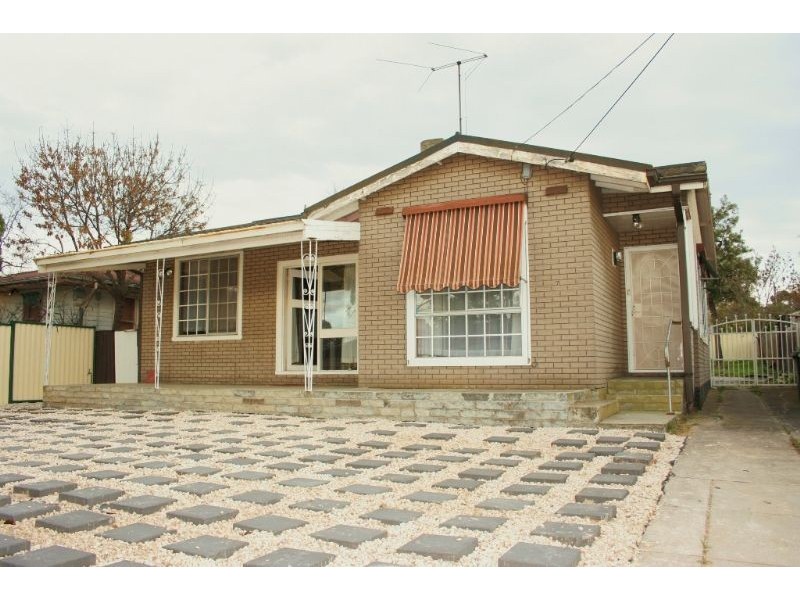 7 Cuthbert Road, Reservoir VIC 3073