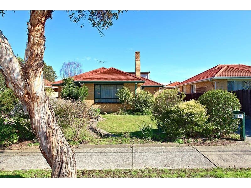 18 Kathryn Street, Fawkner VIC 3060