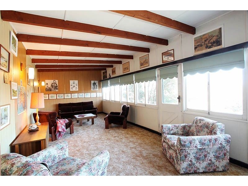 18 Kathryn Street, Fawkner VIC 3060