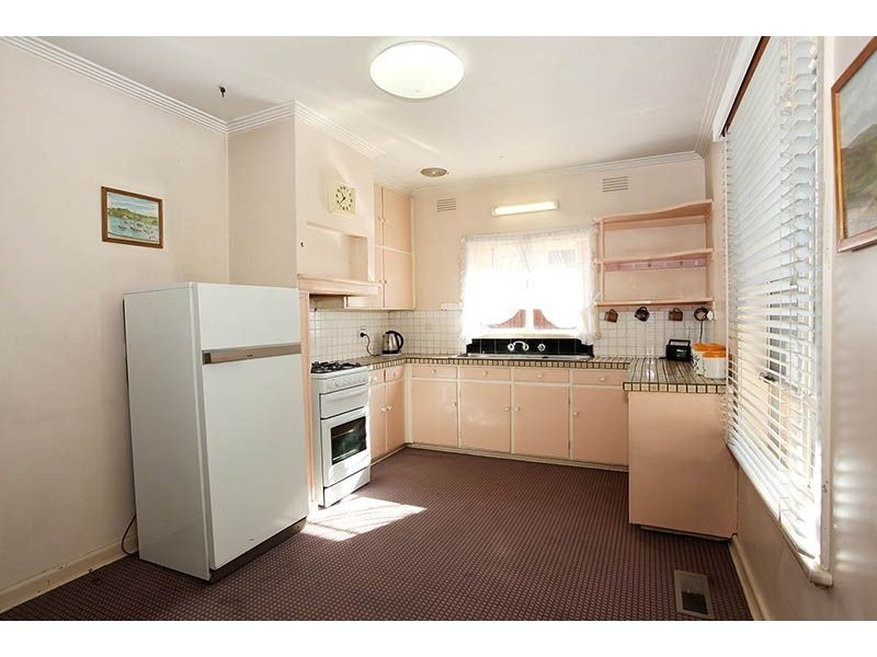 18 Kathryn Street, Fawkner VIC 3060