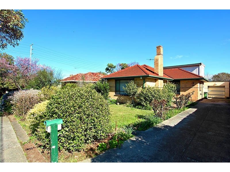 18 Kathryn Street, Fawkner VIC 3060