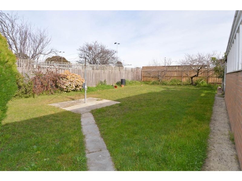 9 Davies Street, Hadfield VIC 3046