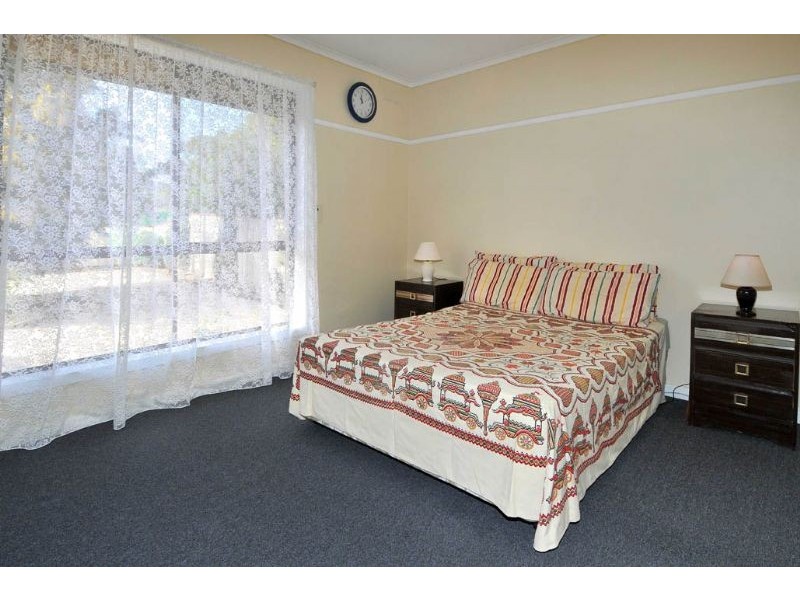 1033 Pascoe Vale Road, Broadmeadows VIC 3047