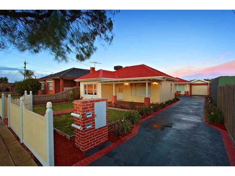 12 David Street, Hadfield VIC 3046