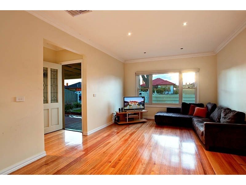 12 David Street, Hadfield VIC 3046