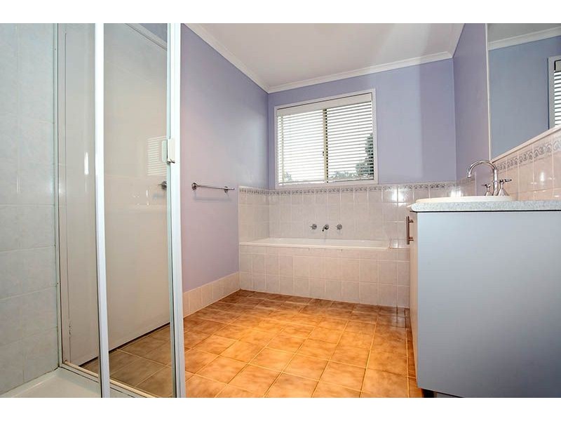 6/29 Freeman Drive, Glenroy VIC 3046