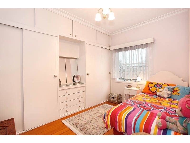 130 Melbourne Avenue, Glenroy VIC 3046