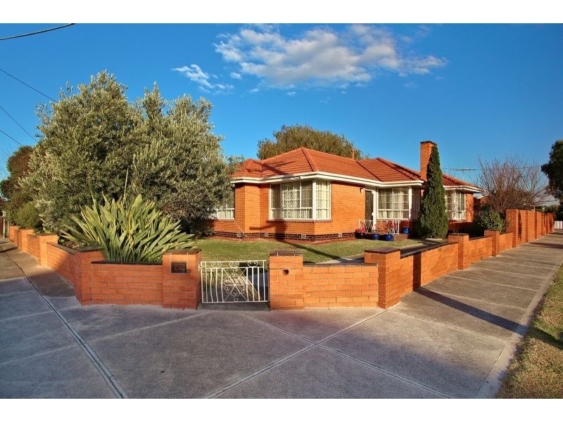 19 Samson Street, Hadfield VIC 3046