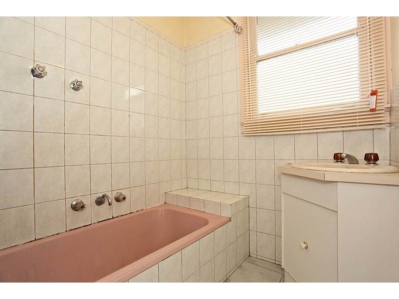 68 Daley Street, Glenroy VIC 3046