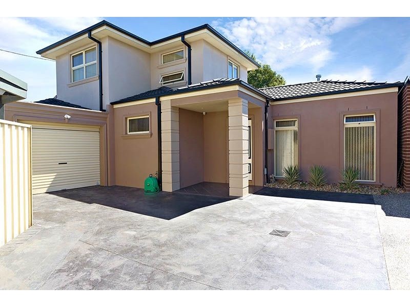 4A Pengana Avenue, Glenroy VIC 3046