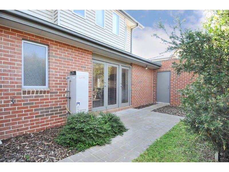 9/16 Pascoe Street, Pascoe Vale VIC 3044