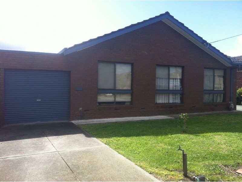 1/22 Gladstone Parade, Glenroy VIC 3046