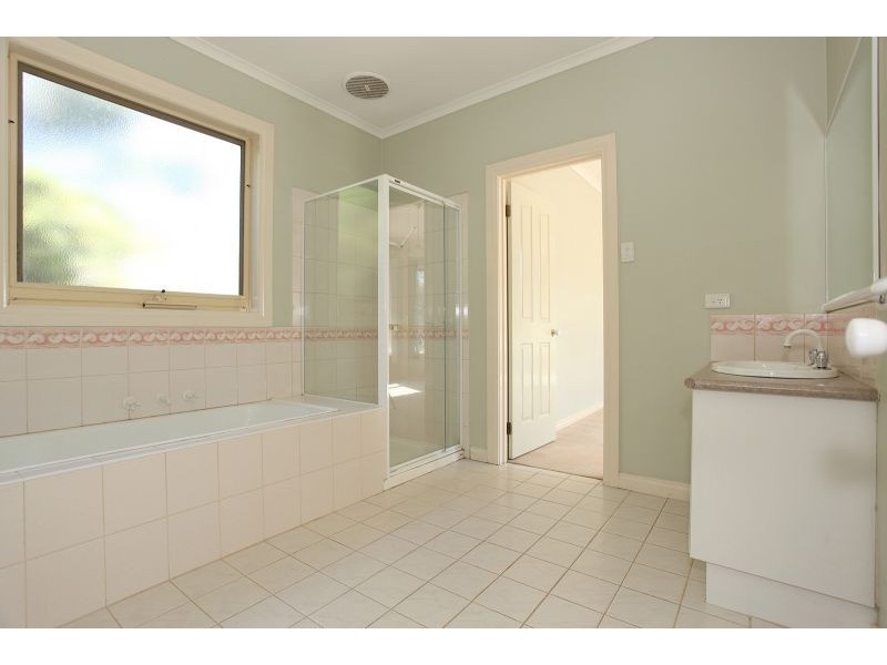 3/13 Lex Grove, Oak Park VIC 3046