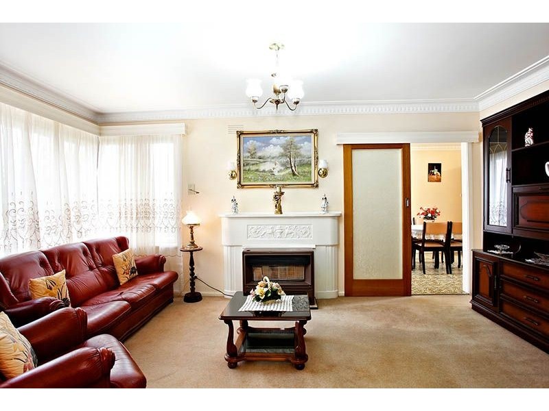 2 Damian Court, Glenroy VIC 3046