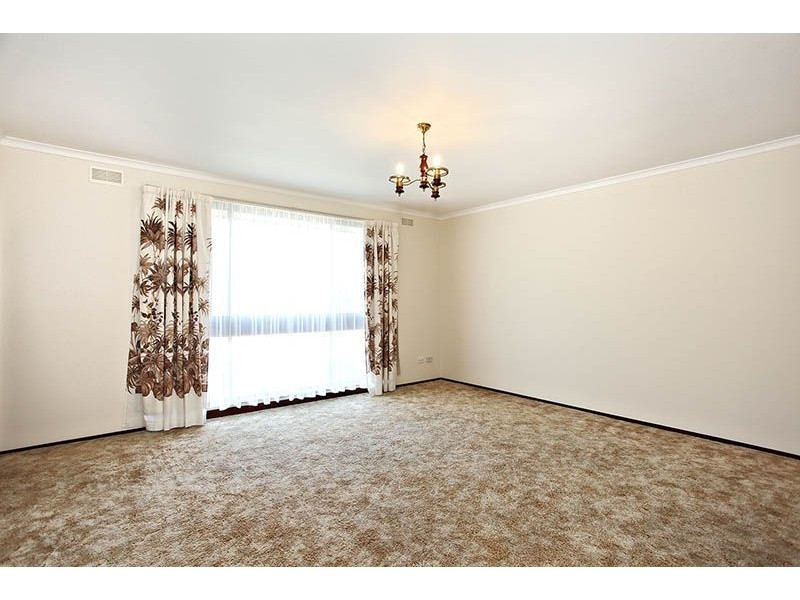 2/81 Station Road, Glenroy VIC 3046