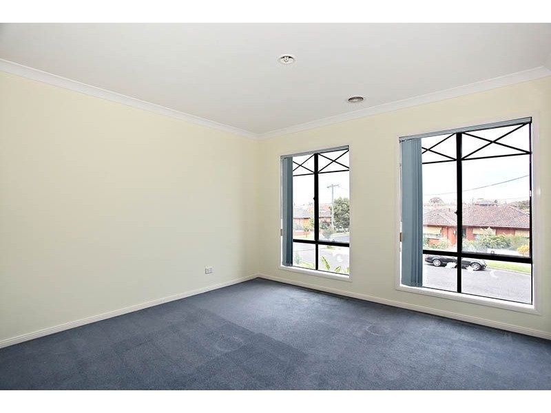 4 Palm Court, Campbellfield VIC 3061