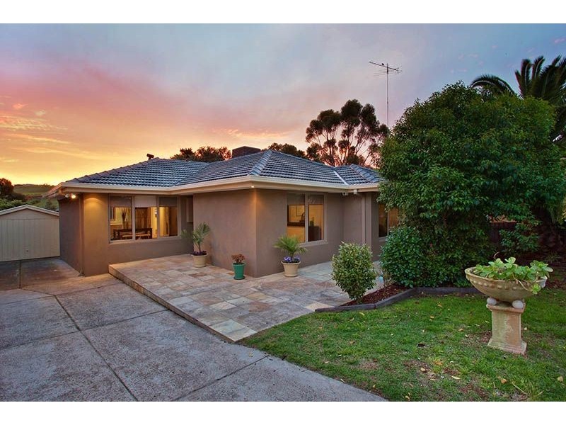 98 Moonee Boulevard, Glenroy VIC 3046