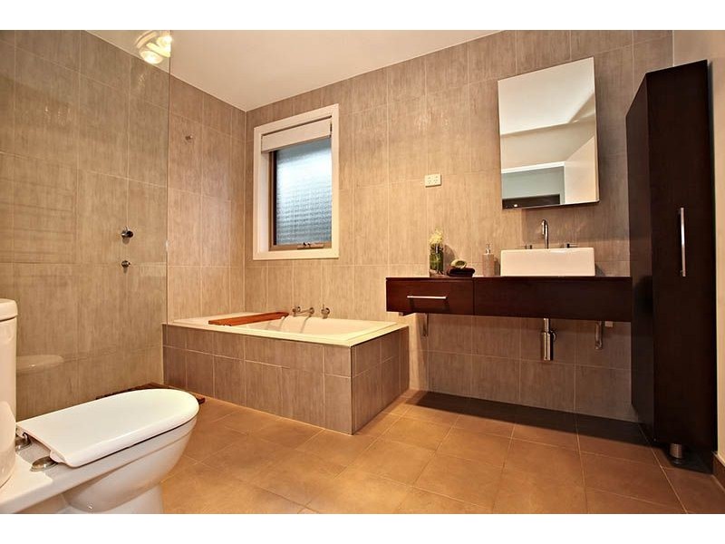 98 Moonee Boulevard, Glenroy VIC 3046