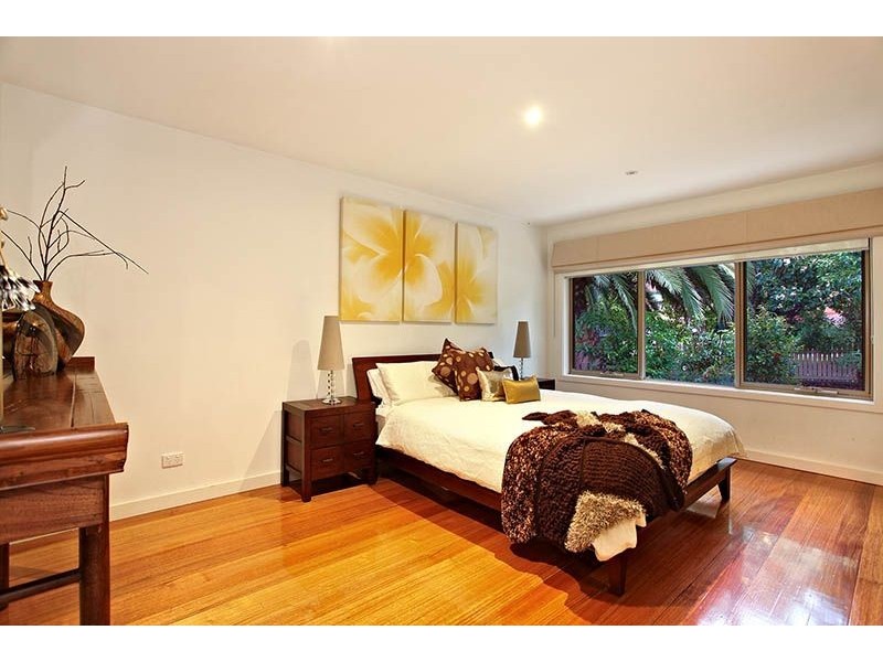 98 Moonee Boulevard, Glenroy VIC 3046