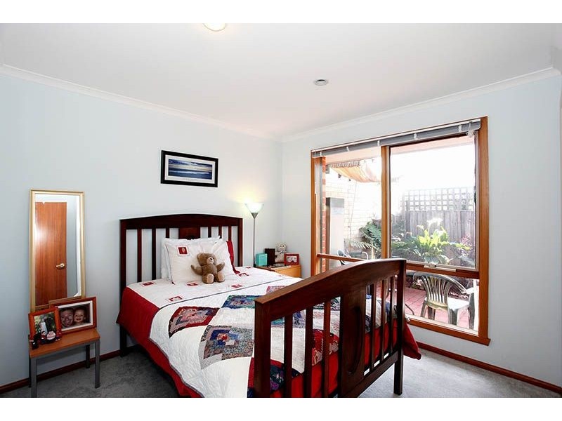 10 Muntz Avenue, Glenroy VIC 3046