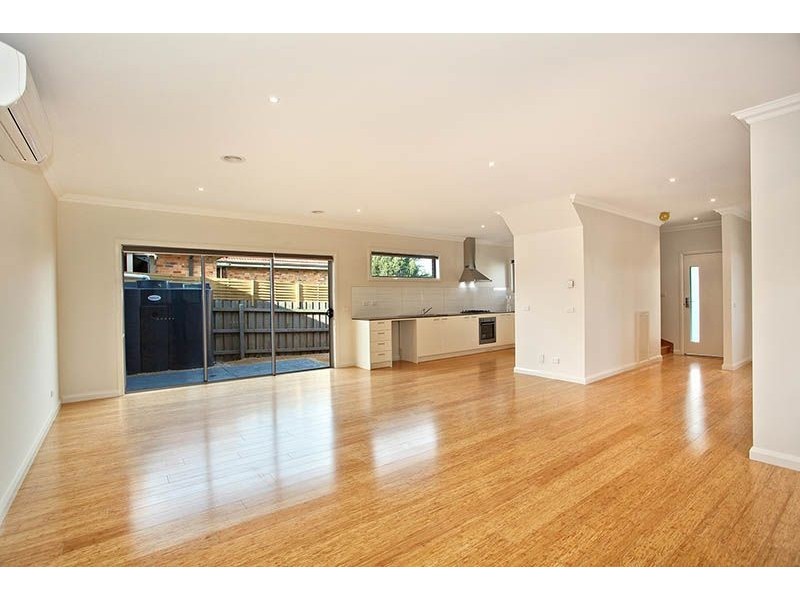 1/30 George Street, Glenroy VIC 3046