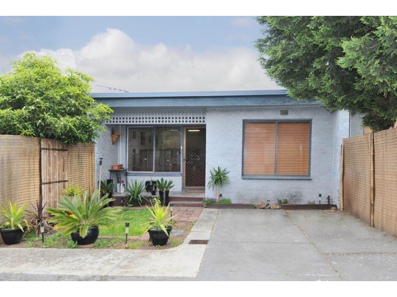 4/59-61 Rhodes Parade, Oak Park VIC 3046