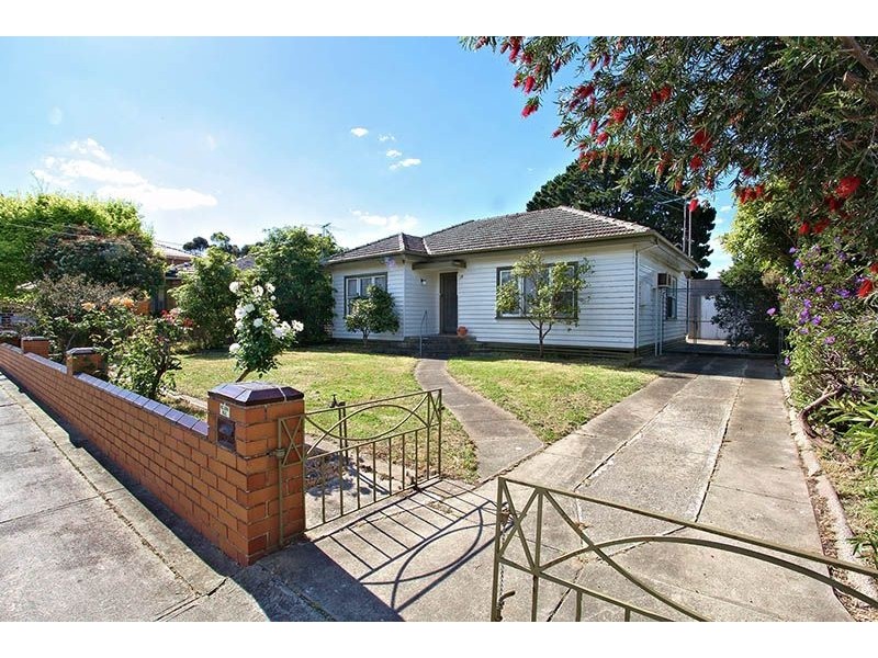 14 Newton Street, Glenroy VIC 3046
