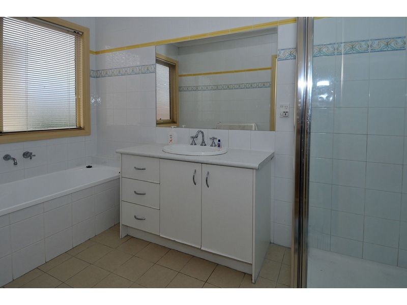 2/71 Northumberland Road, Pascoe Vale VIC 3044